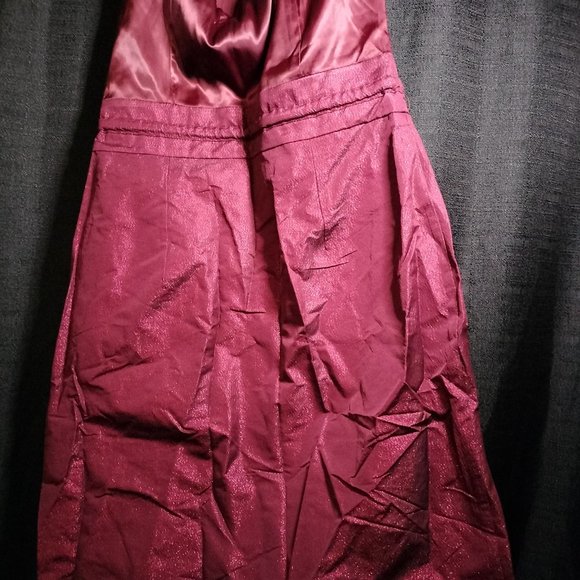 Dress - Picture 2 of 3